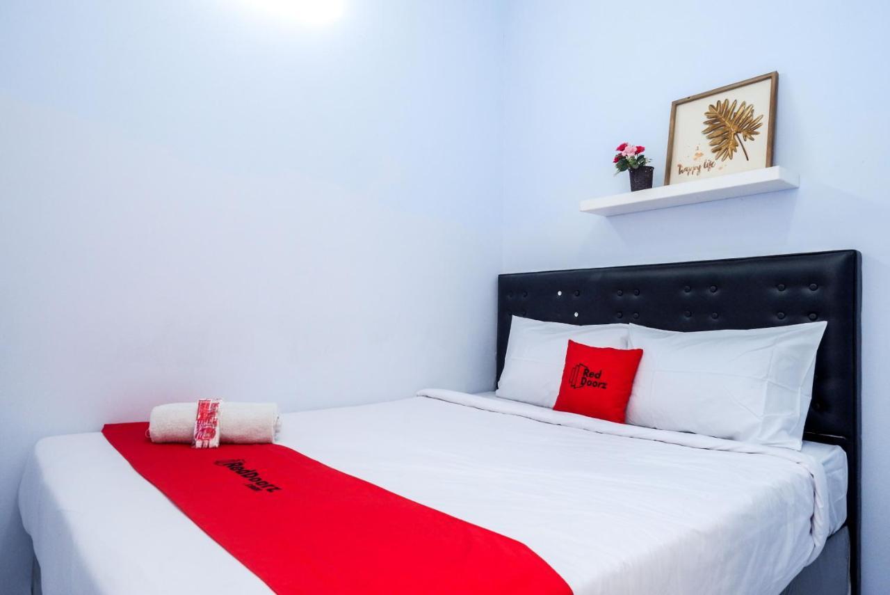 Reddoorz Near Kawasan Bandara Ahmad Yani 2* Semarang